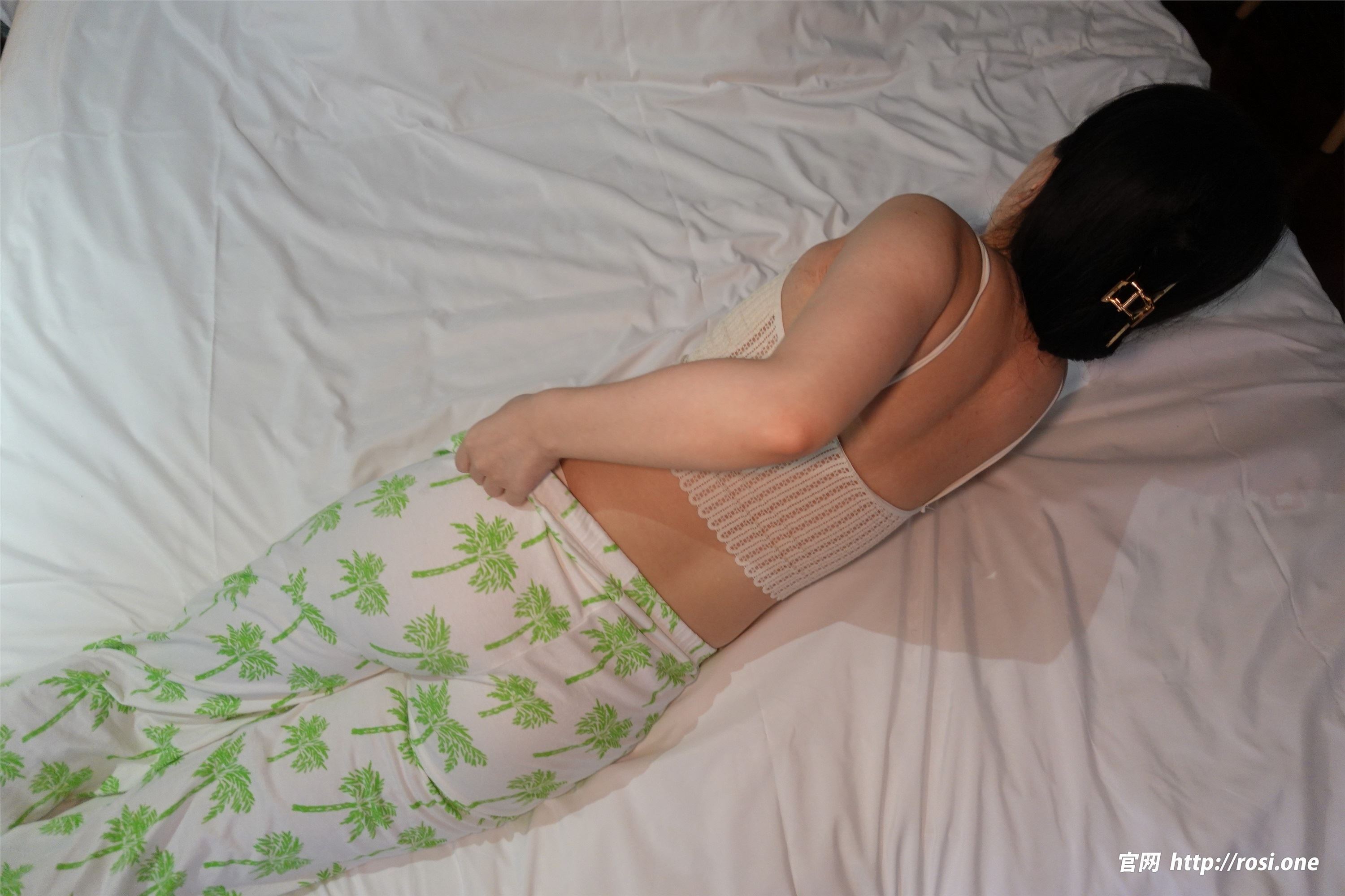 ROSI写真 2023.01.26 NO.4070